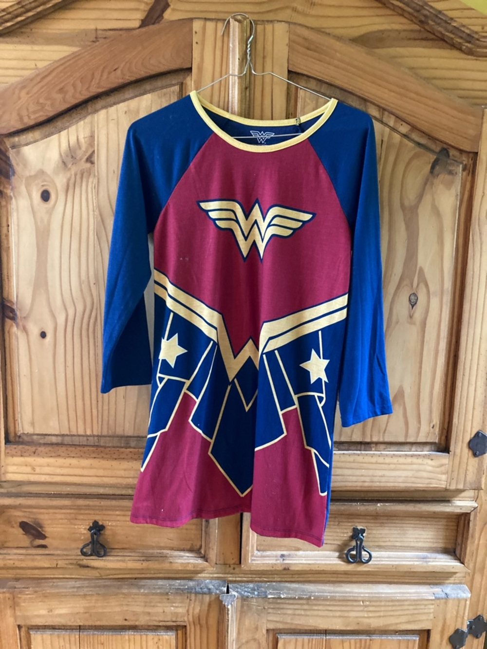 Girls Wonder Woman red blue yellow long sleeve nightgown size L 10/12